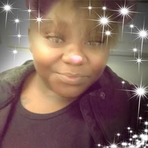 Meet your Posher, Monay